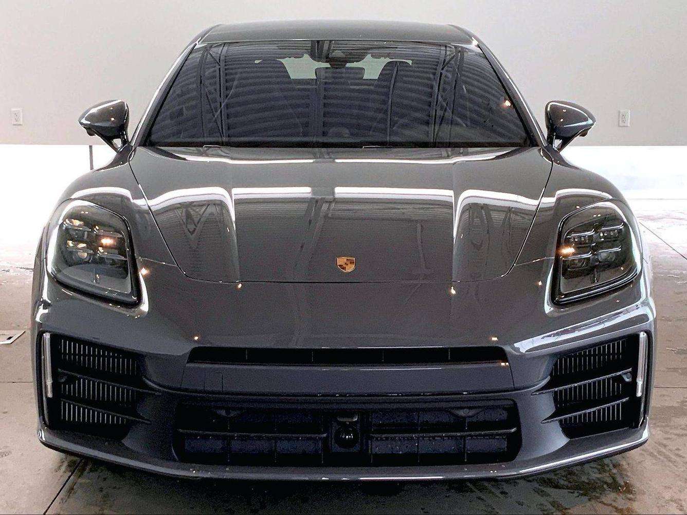 2026 Porsche Panamera 4 E-Hybrid Demo w/Prem Pkg, Porsche InnoDrive! — photo 1