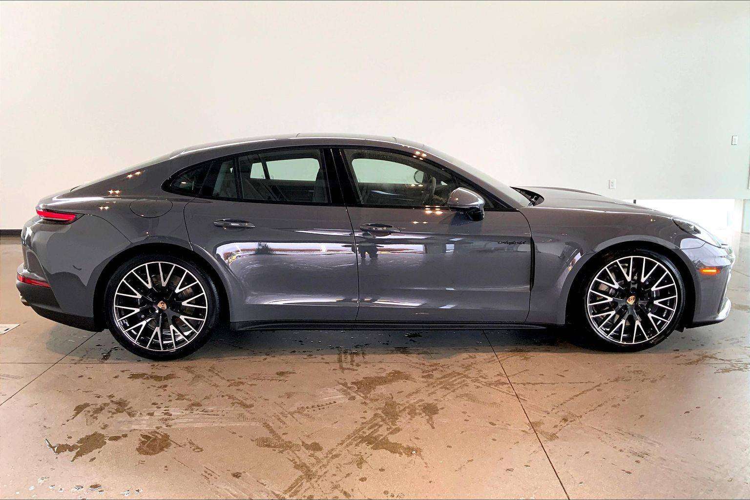 2026 Porsche Panamera 4 E-Hybrid Demo w/Prem Pkg, Porsche InnoDrive! — photo 1