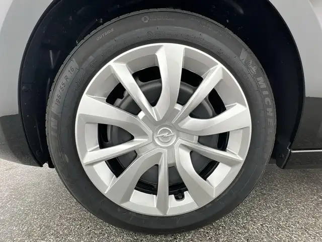 Opel Corsa view 10