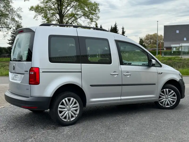 Annonce voiture d'occasion Volkswagen Caddy - CARADIZE