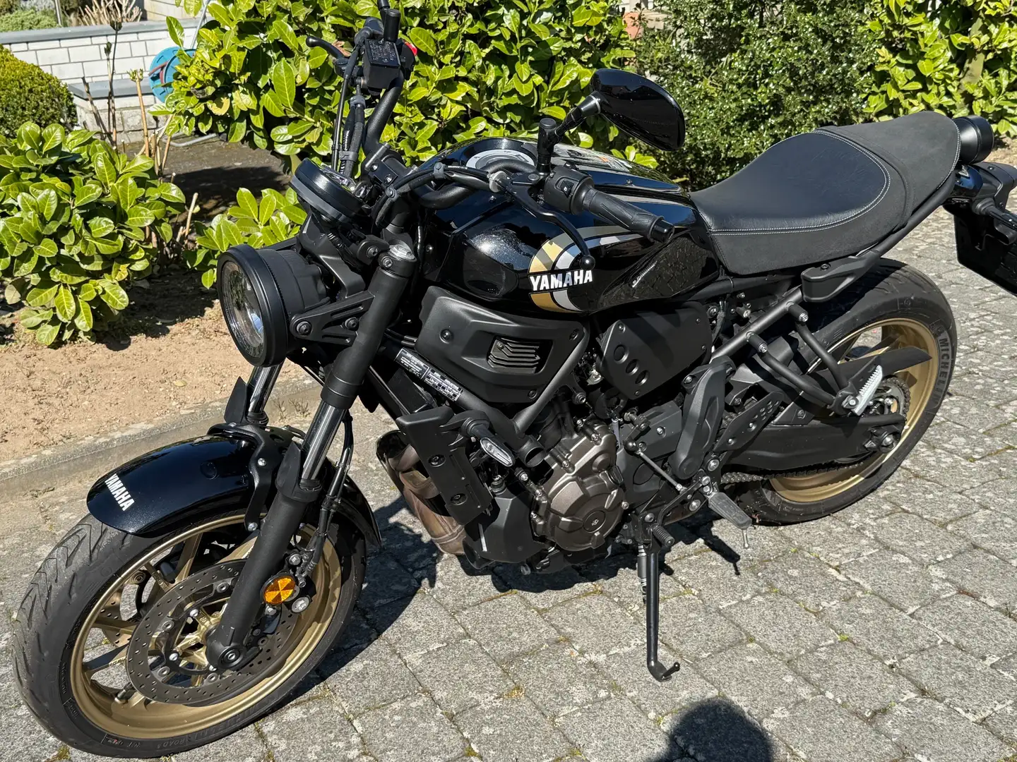 Yamaha XSR 700 Black - 1