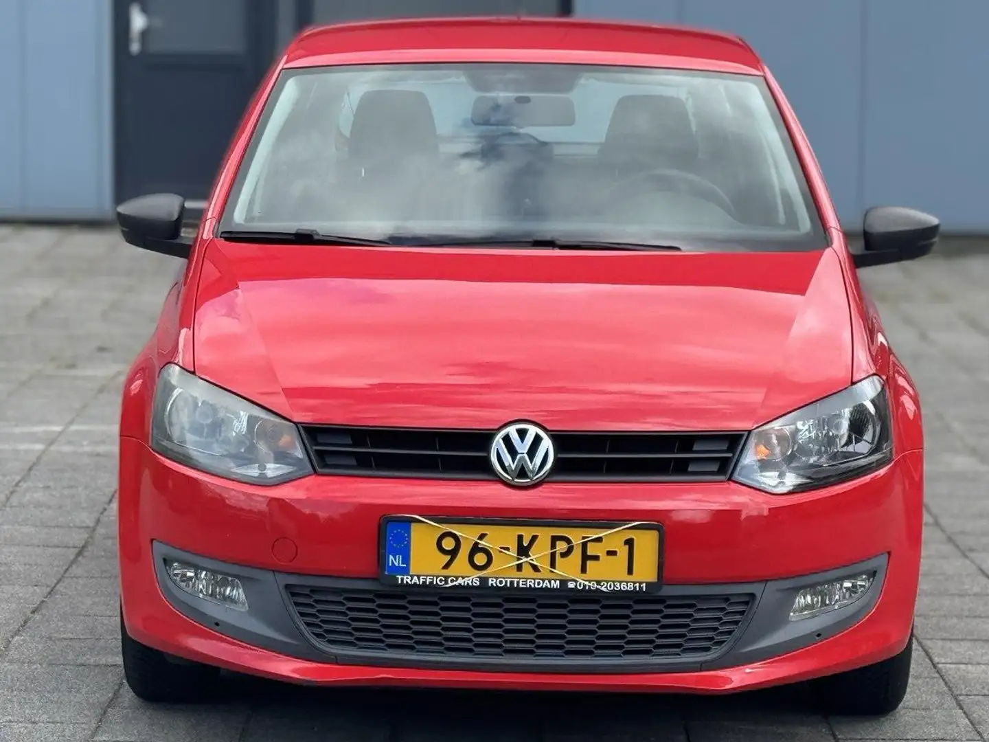 Volkswagen Polo 1.4-16V Trendline, 1eigenaar, airco, Km nap Rouge - 2