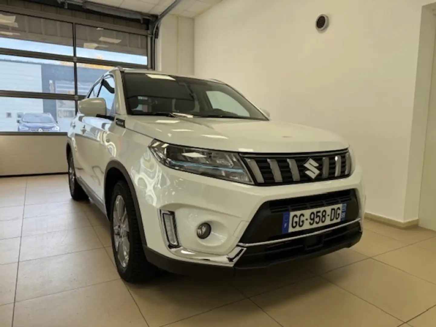 Suzuki Vitara 1.4 Boosterjet Hybrid 129ch Privilège Allgrip Blanc - 2