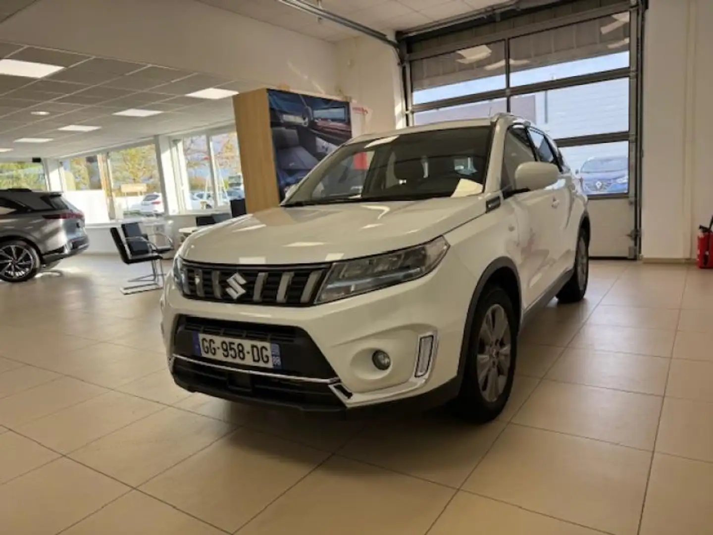 Suzuki Vitara 1.4 Boosterjet Hybrid 129ch Privilège Allgrip Blanc - 1
