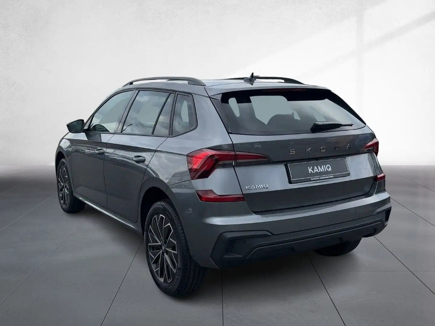 Skoda Kamiq TOUR 1,0 TSI DSG *ACC / NAVI / AHZV* Grau - 2