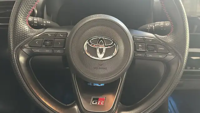 Toyota Yaris Cross view 16