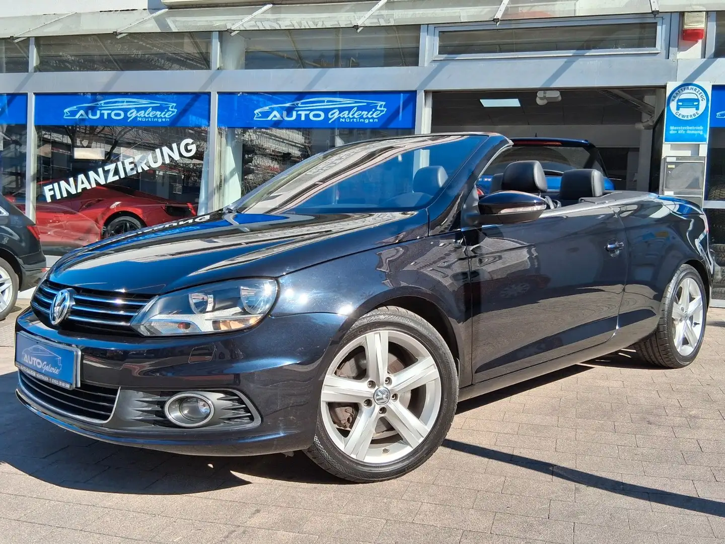 Volkswagen Eos /Keyless Entry/Navigation/Vollleder/WenigKM/ Schwarz - 1