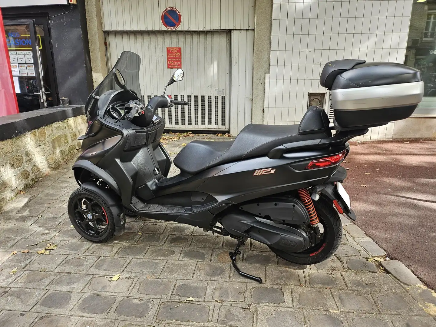 Piaggio MP3 350 Noir - 2