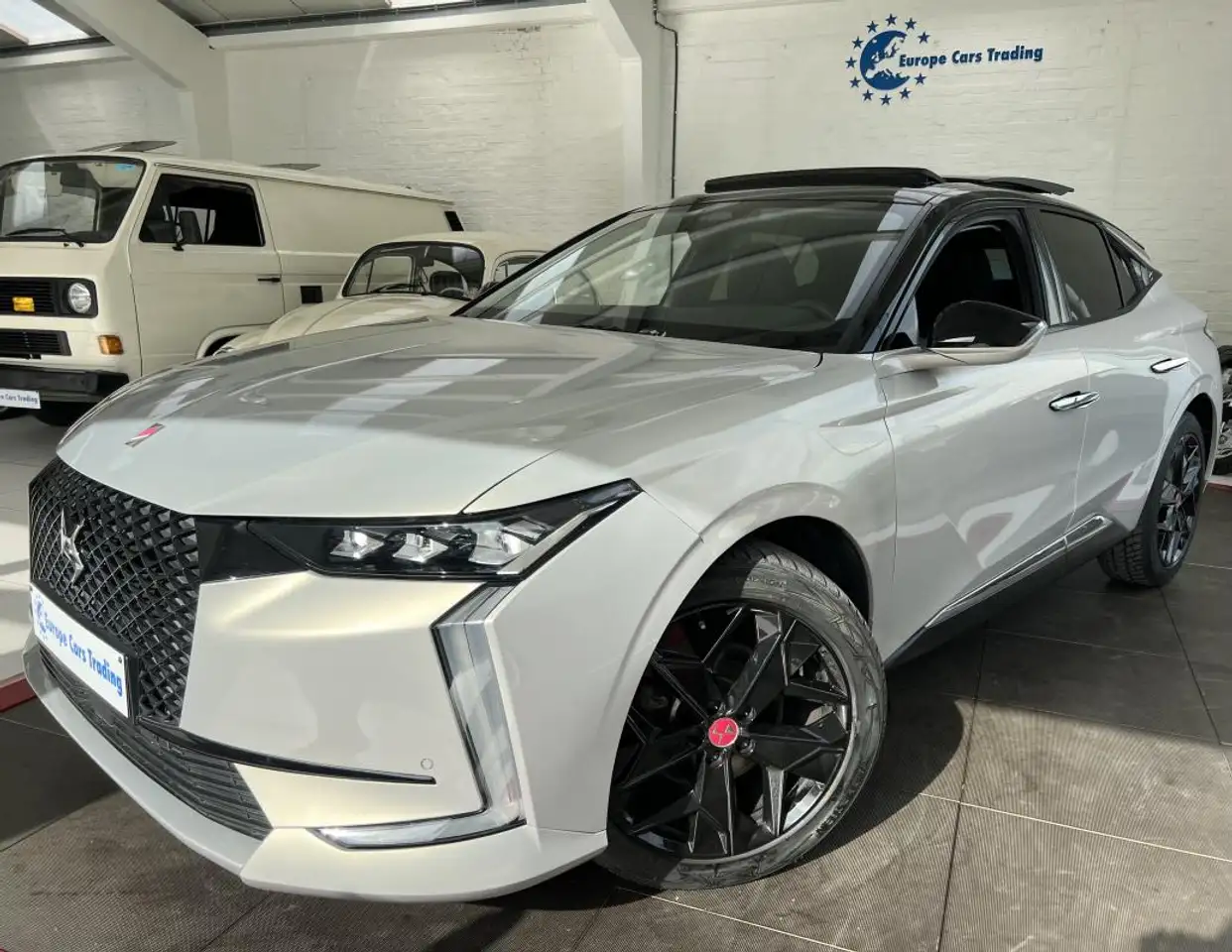 Citroen DS4 PERFORMANCE LINE 130CH TOIT PANO BOITE AUTO CARPLAY GAR 12M