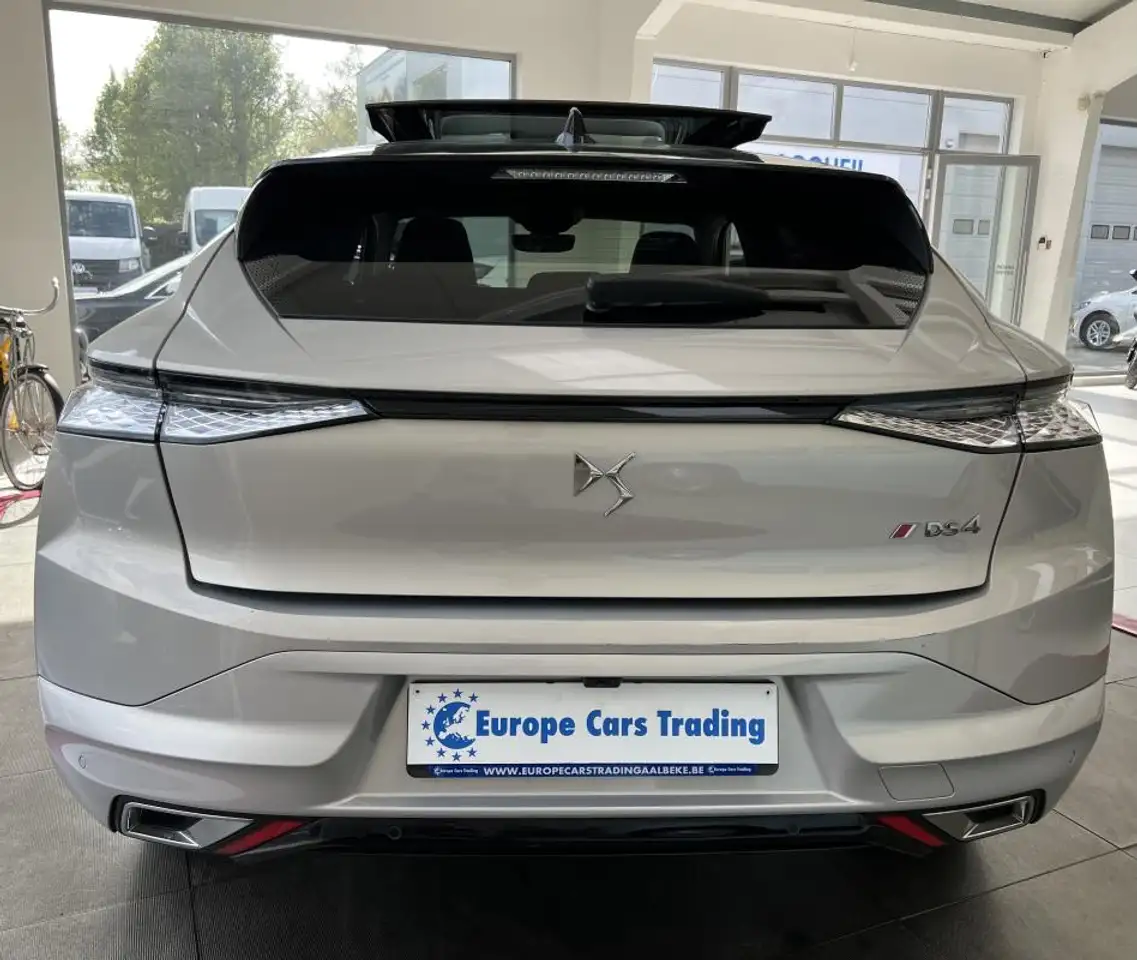 Citroen DS4 PERFORMANCE LINE 130CH TOIT PANO BOITE AUTO CARPLAY GAR 12M 6