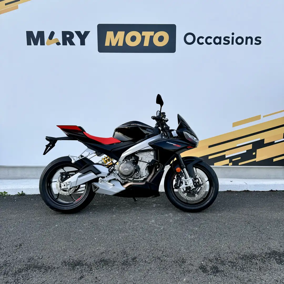 Aprilia Tuono Black - 1