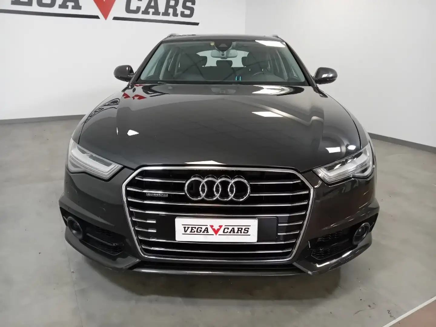 Audi A6 Avant 3.0 TDI 320 CV qu. tip. Business Plus Braun - 2