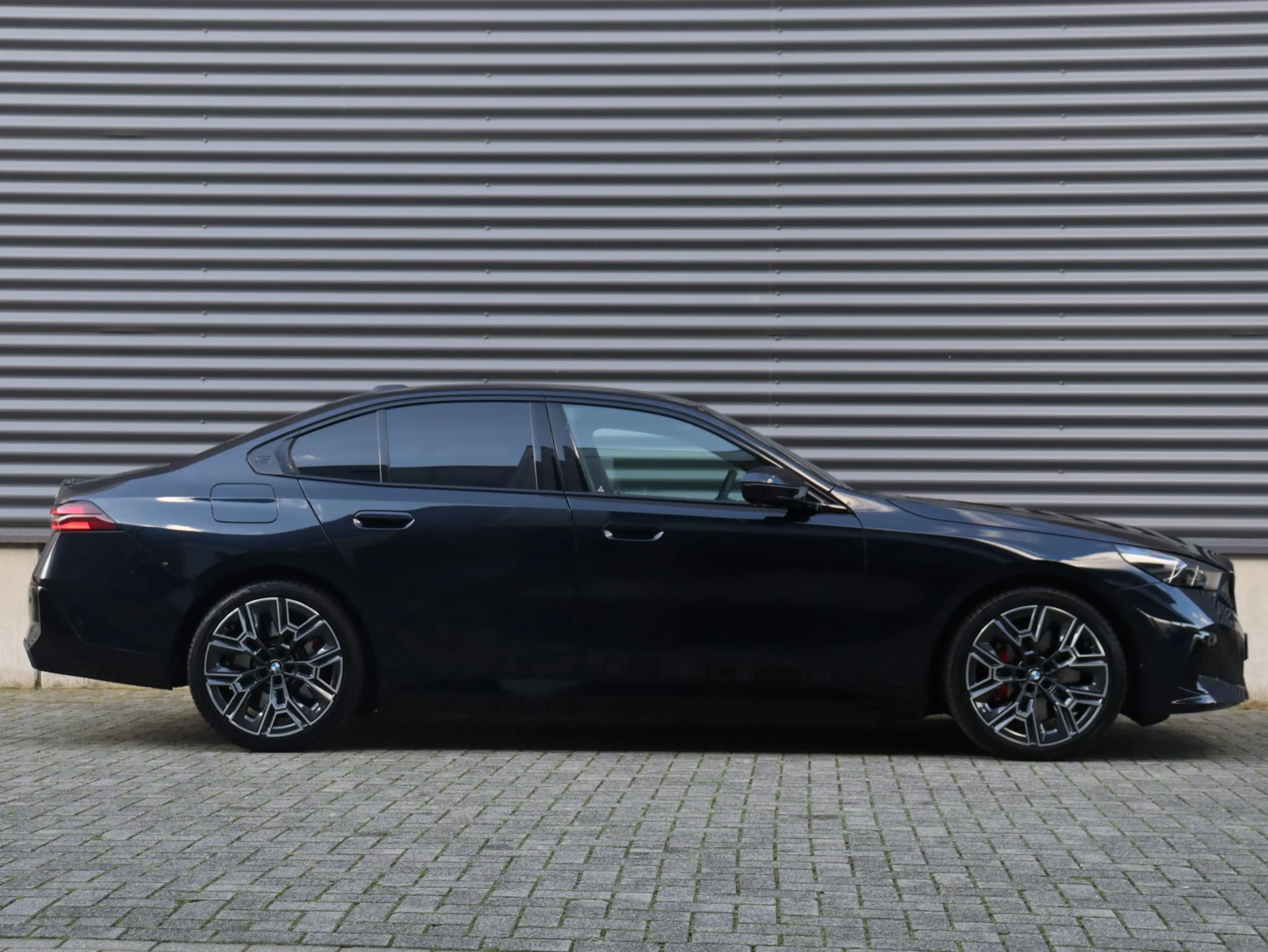 BMW 550 5-serie Sedan 550e xDrive | M Sportpakket Pro | In — photo 5