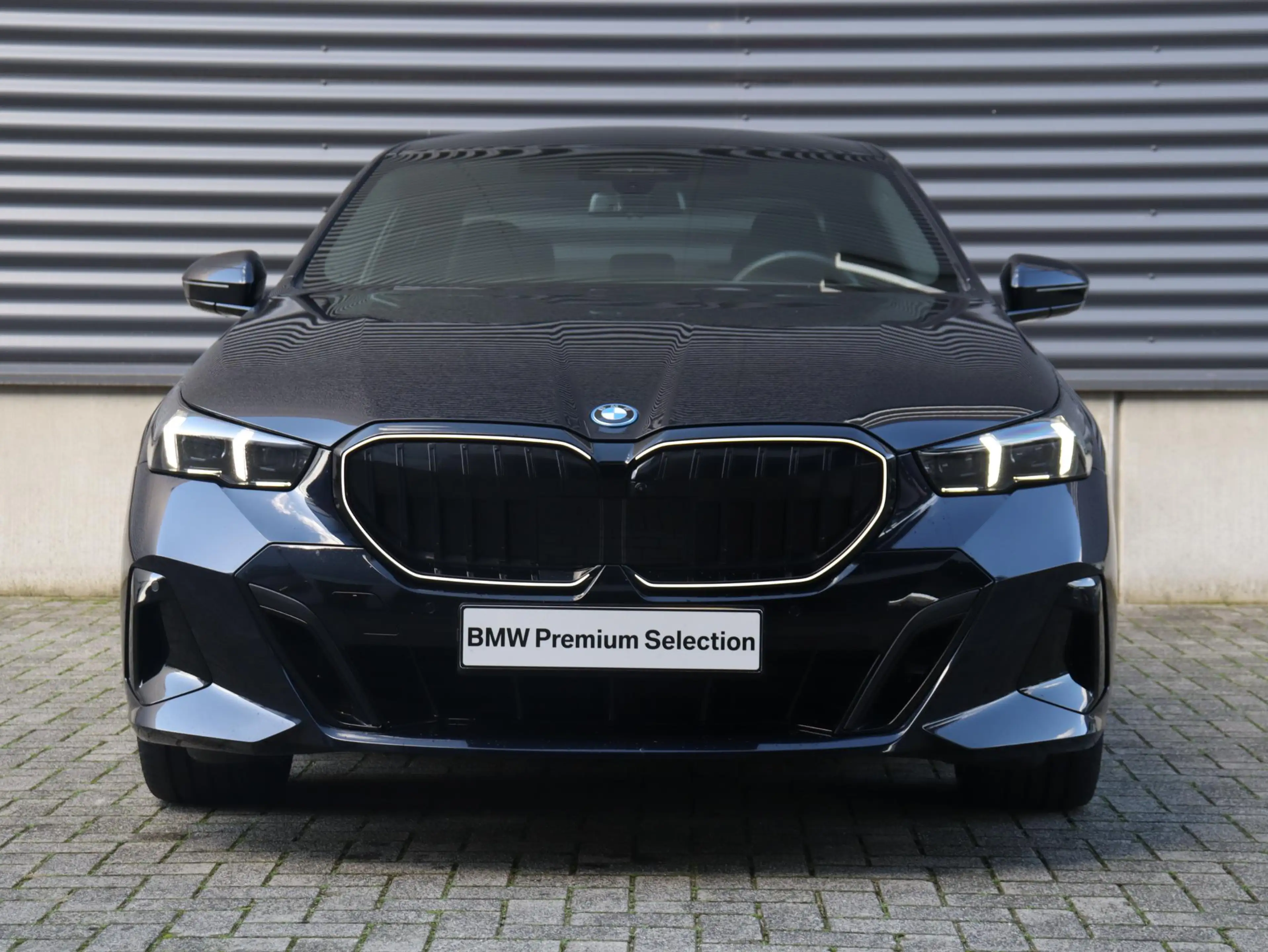 BMW 550 5-serie Sedan 550e xDrive | M Sportpakket Pro | In — photo 3