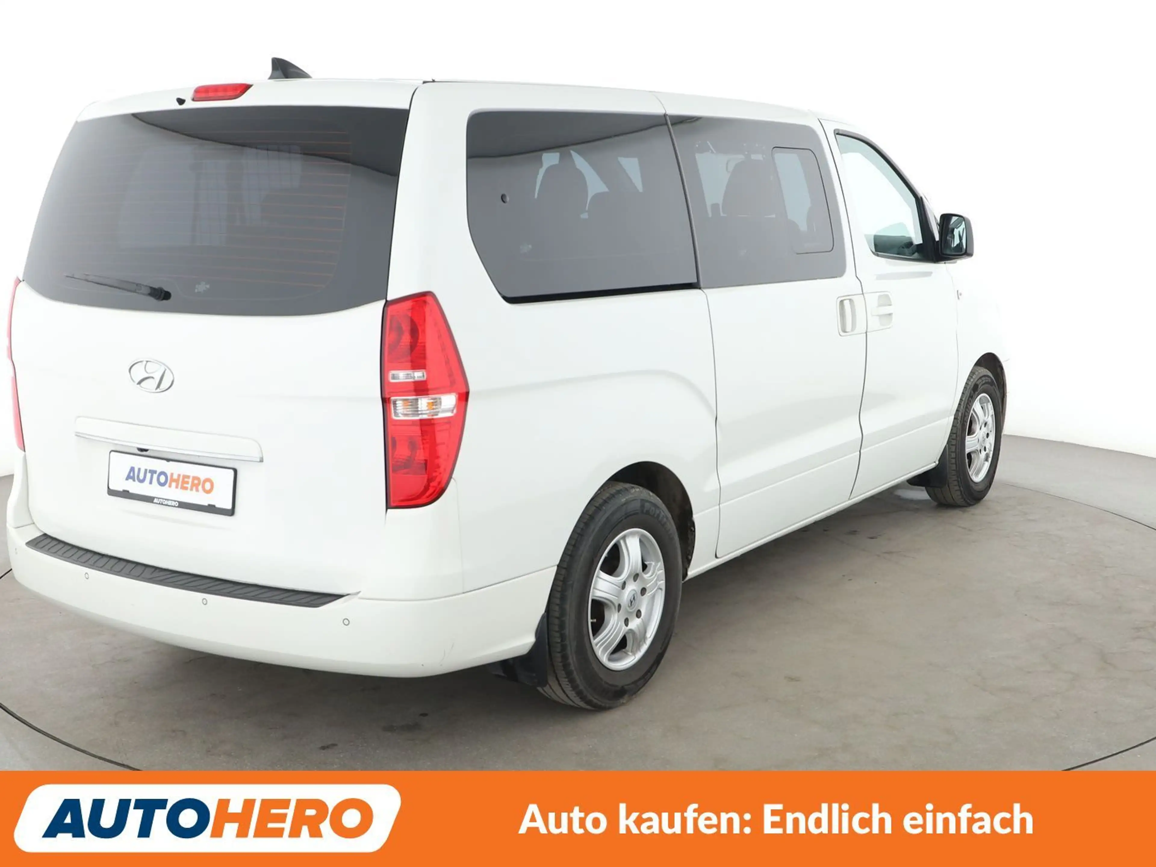 Hyundai H-1 2.5 CRDi Travel Trend *NAVI*CAM*TEMPO*ALU*KLIMA* — photo 6