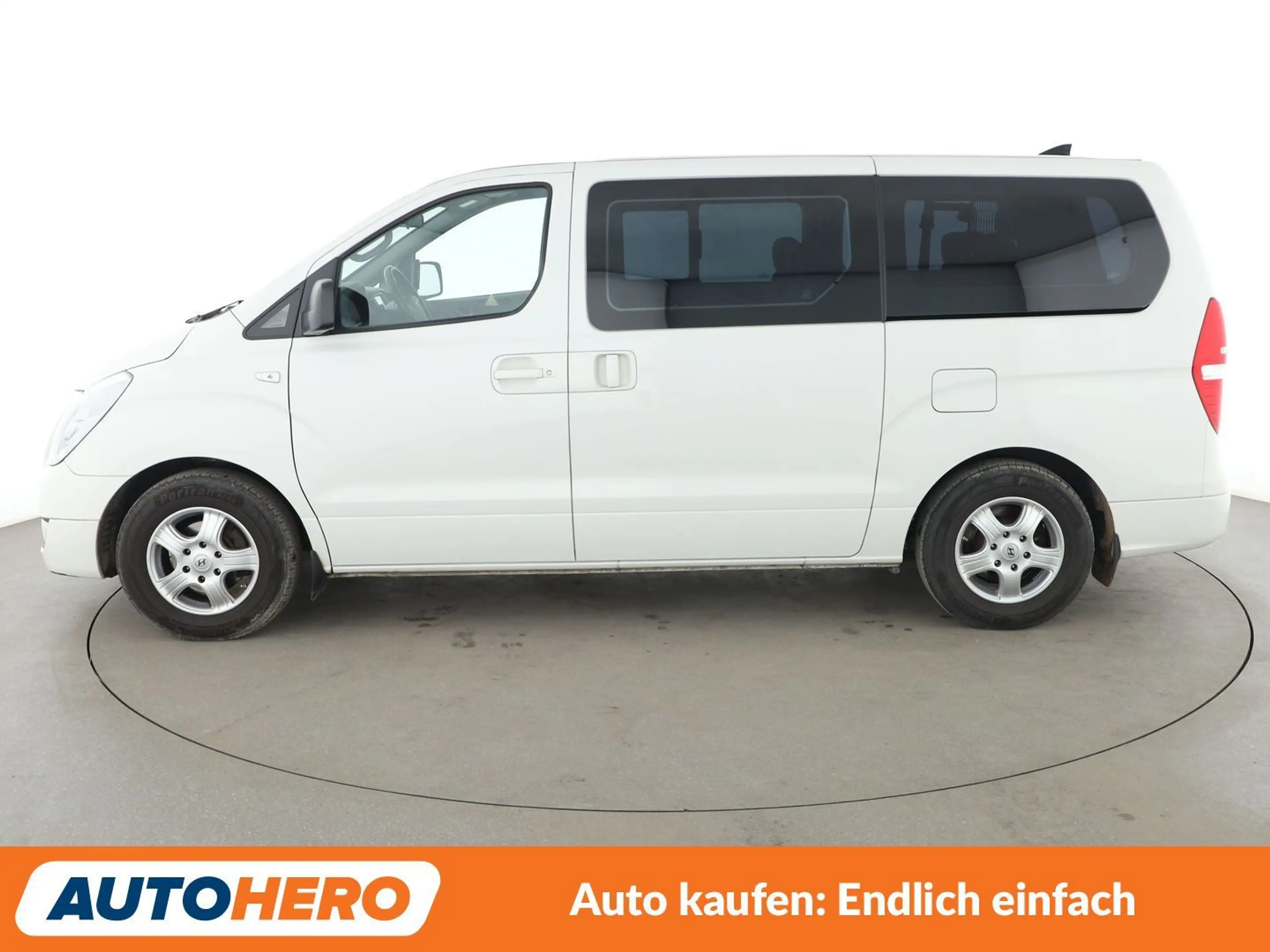 Hyundai H-1 2.5 CRDi Travel Trend *NAVI*CAM*TEMPO*ALU*KLIMA* — photo 3