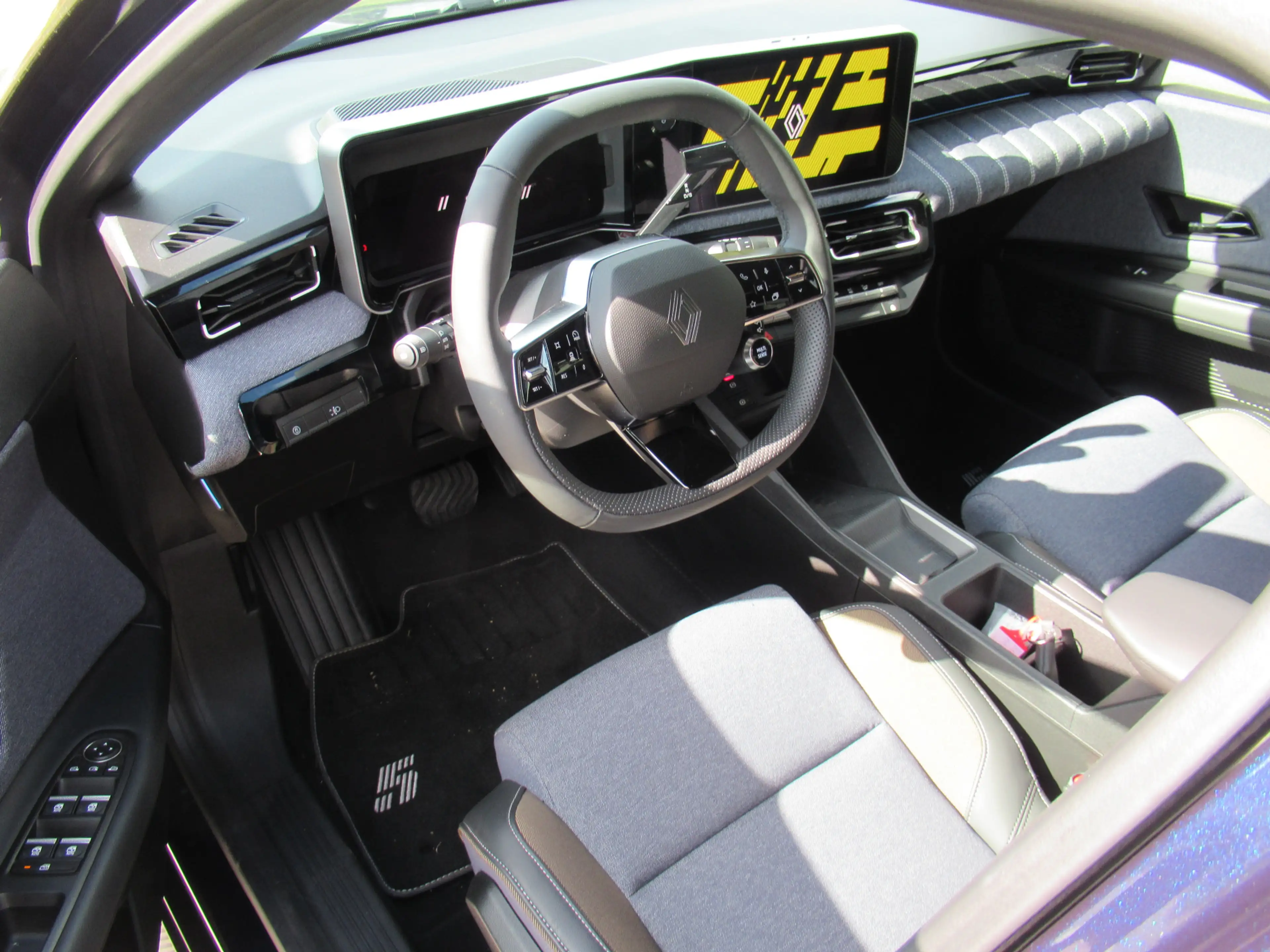 Renault R 5 comfort range techno 150PK 52 kWh — photo 12