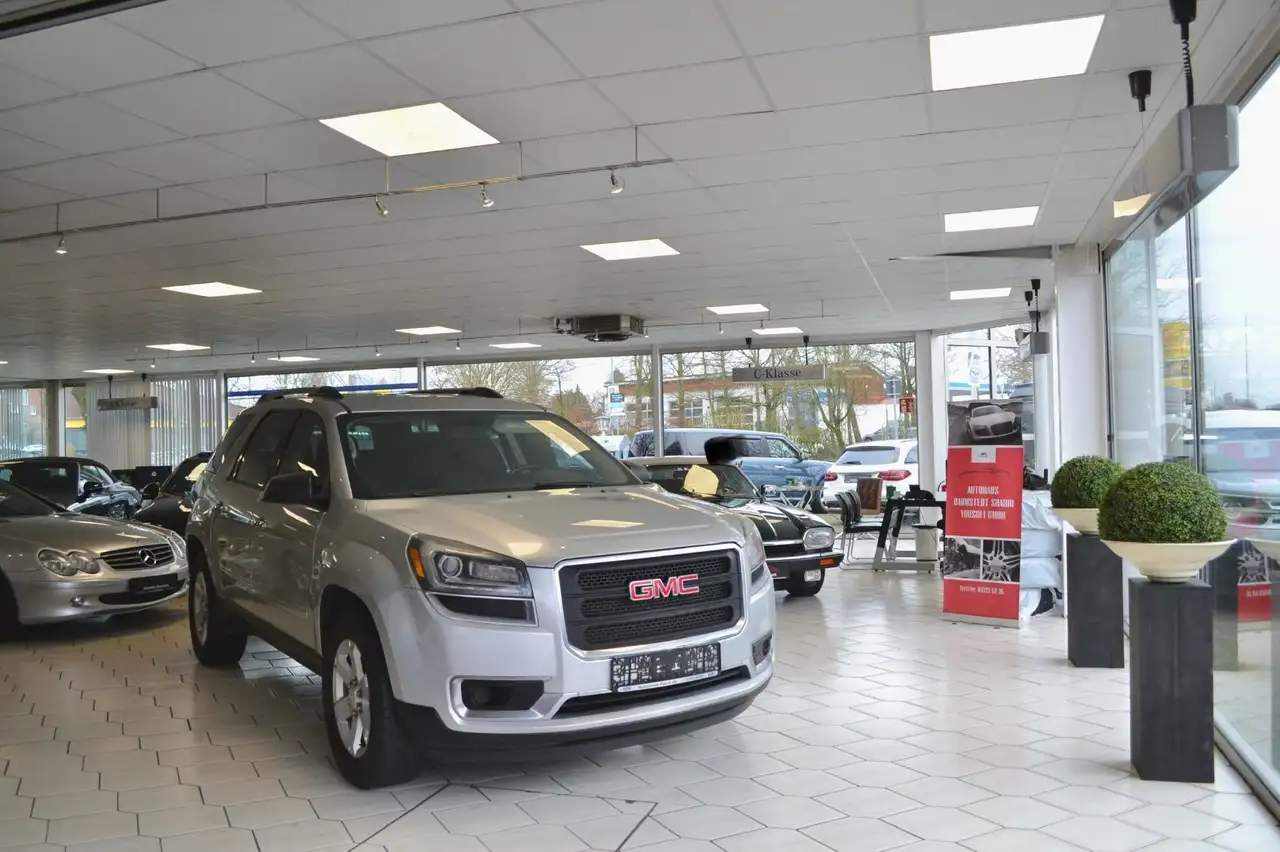 GMC Acadia
