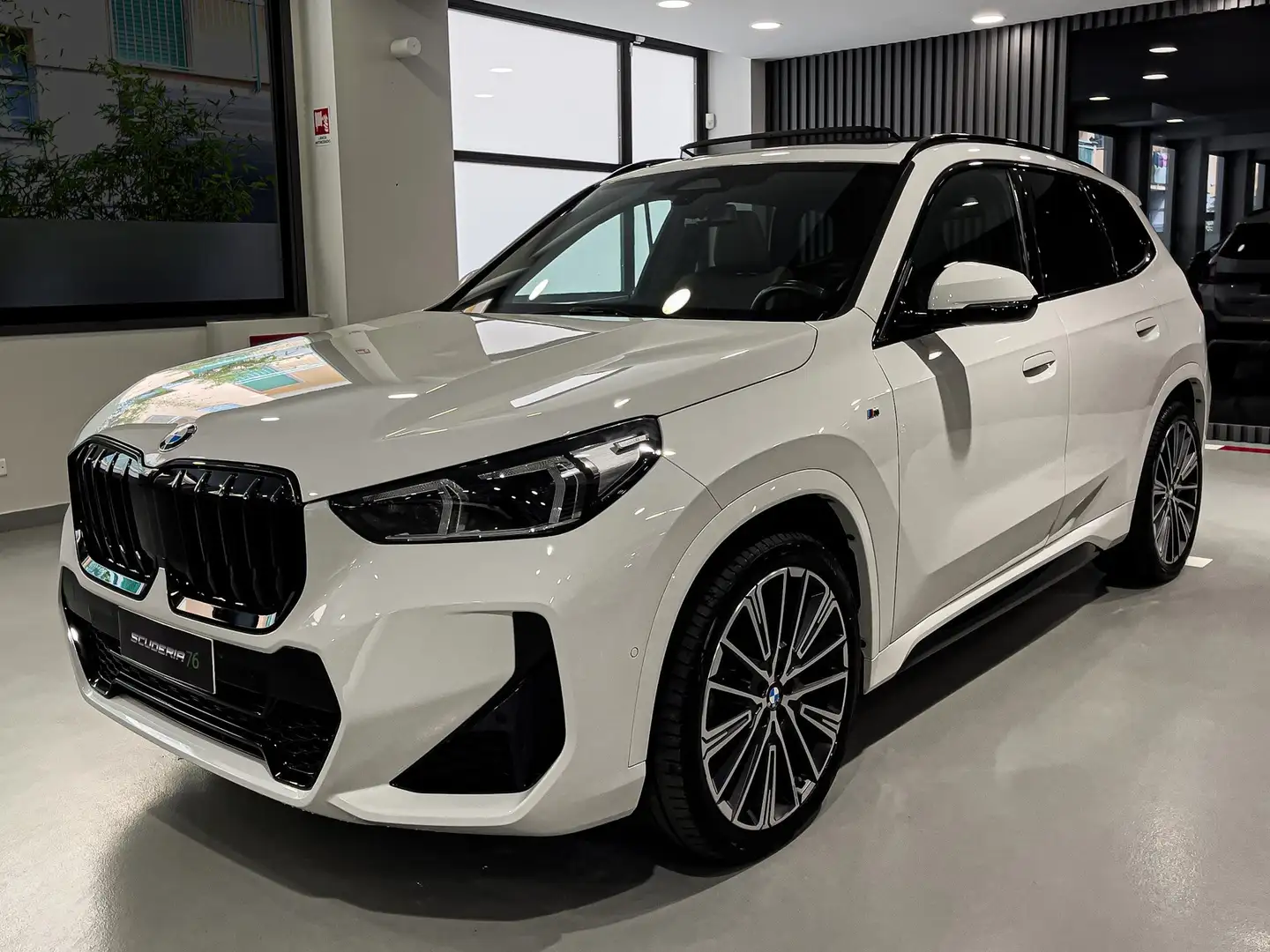 BMW X1 xdrive23d mhev 48V MSport auto Blanc - 1