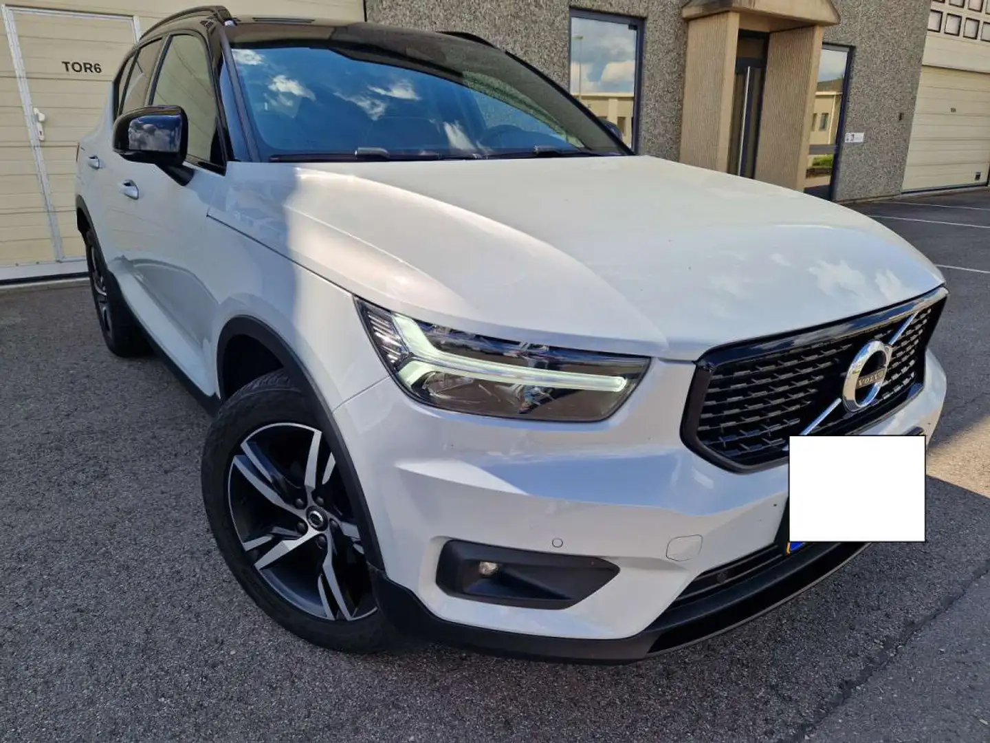 Volvo XC40 R-Design 163 CV BVA Gris - 1