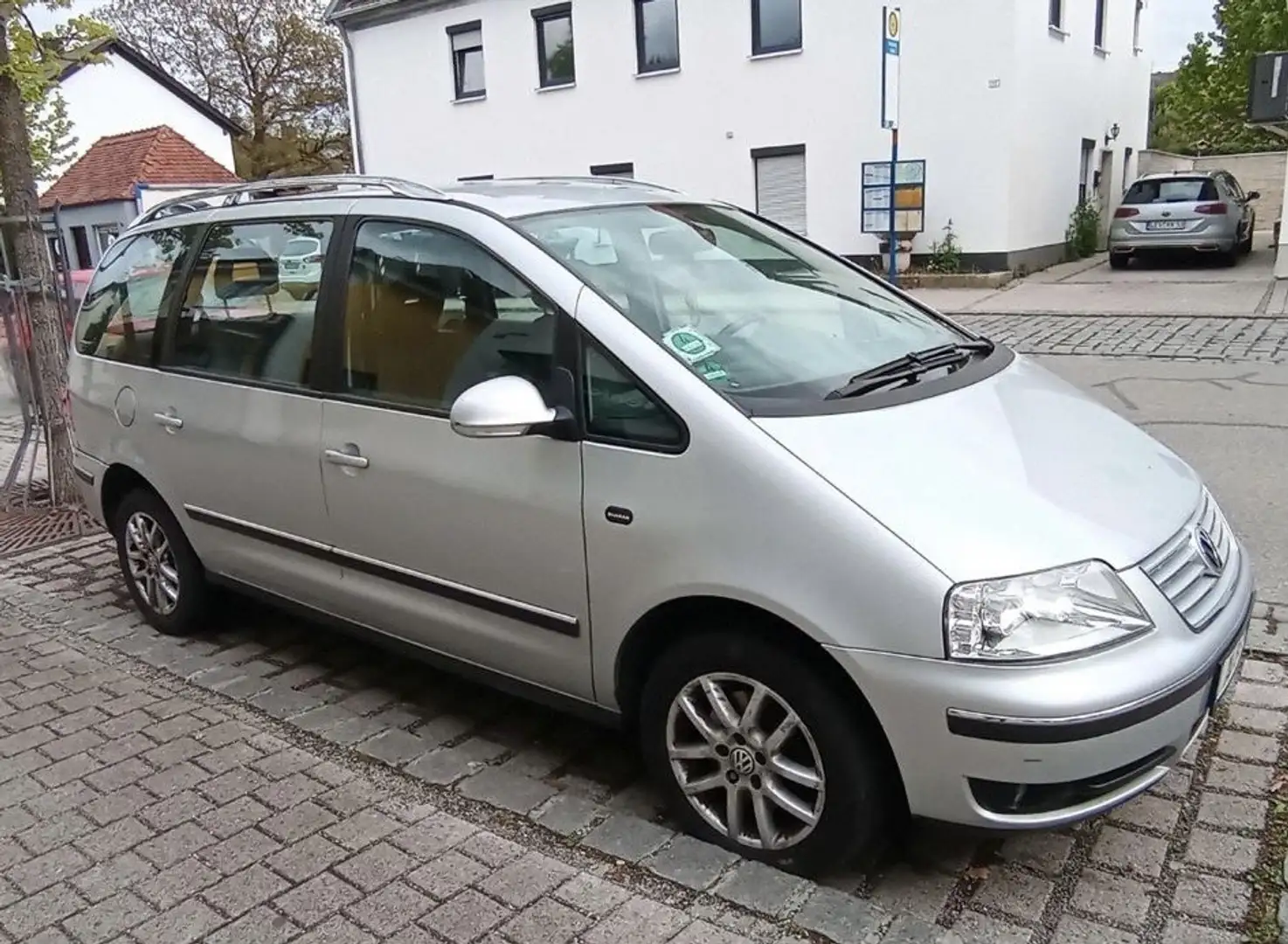 Volkswagen Sharan 2.0 TDI Comfortline - 1