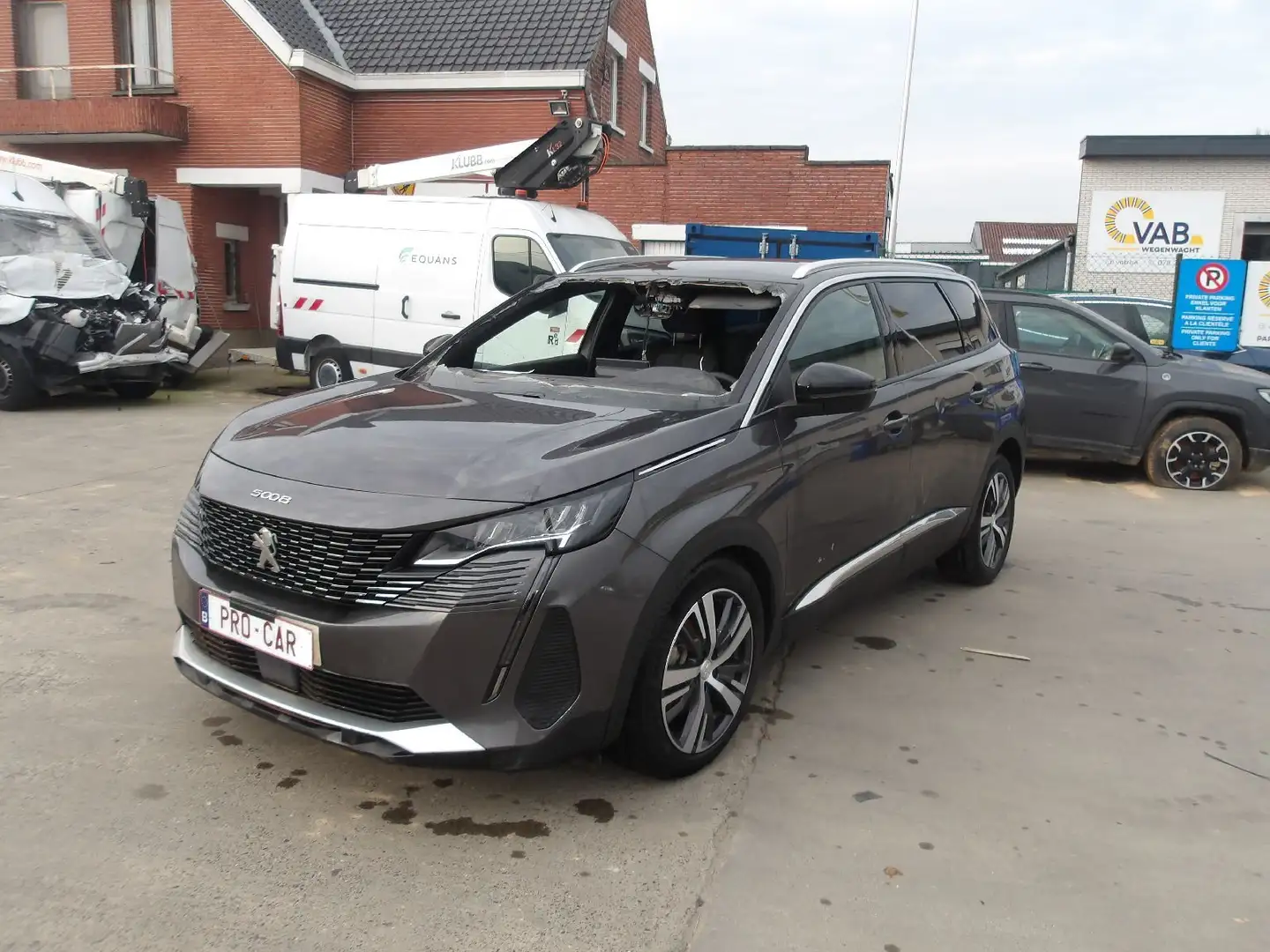 Peugeot 5008 Hybrid Allure Gris - 1