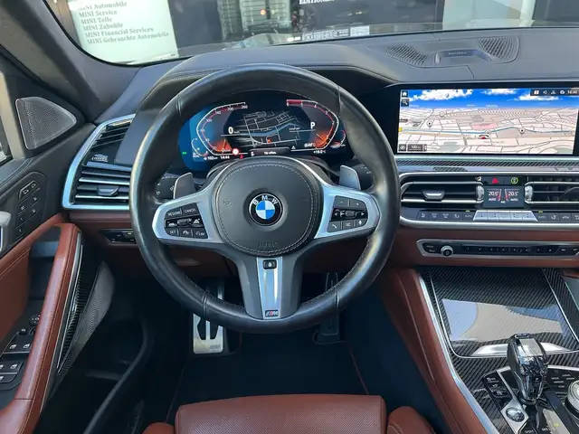 BMW X6 view 23