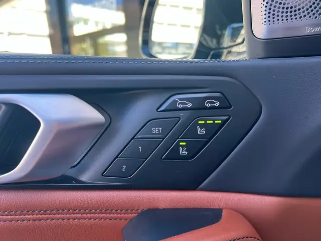 BMW X6 view 18