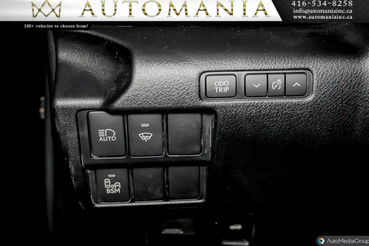 Lexus IS снимка Lexus IS