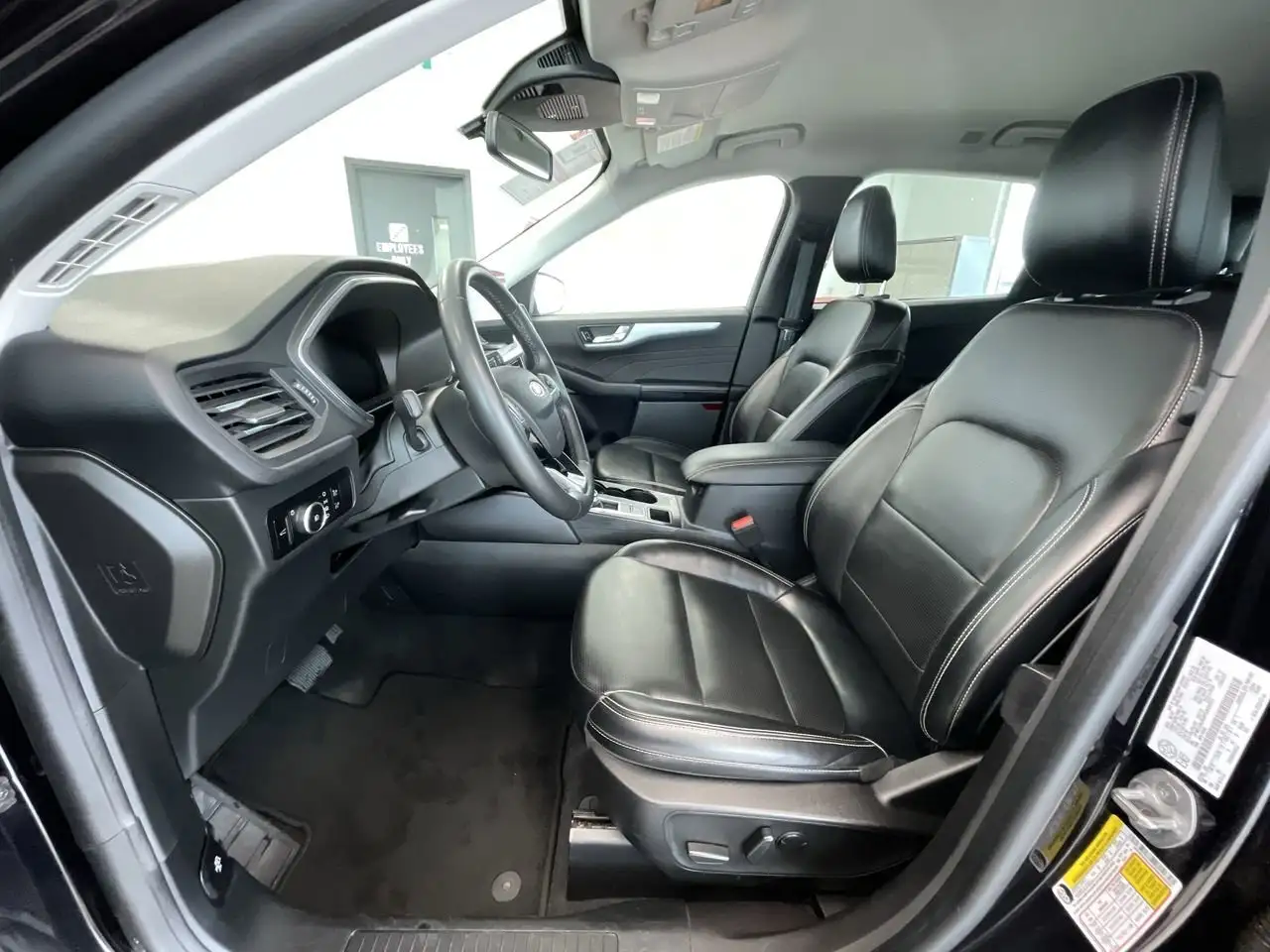 Ford Escape снимка Ford Escape