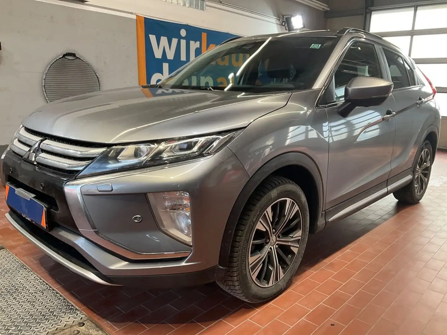 Mitsubishi Eclipse Cross Eclipse Cross 1.5 T-MIVEC ClearTec CVT 4WDTop - 1