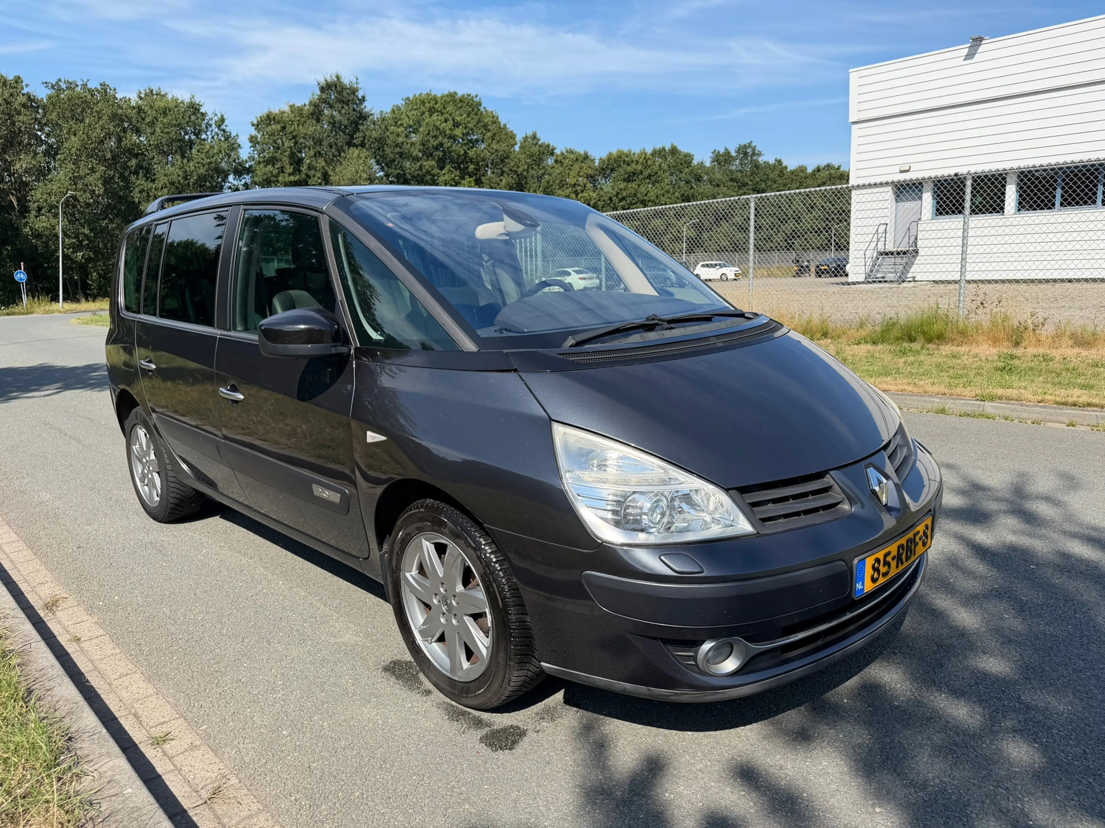 Renault Espace 2.0T Celsium prachtige auto met weinig kilometers — photo 2