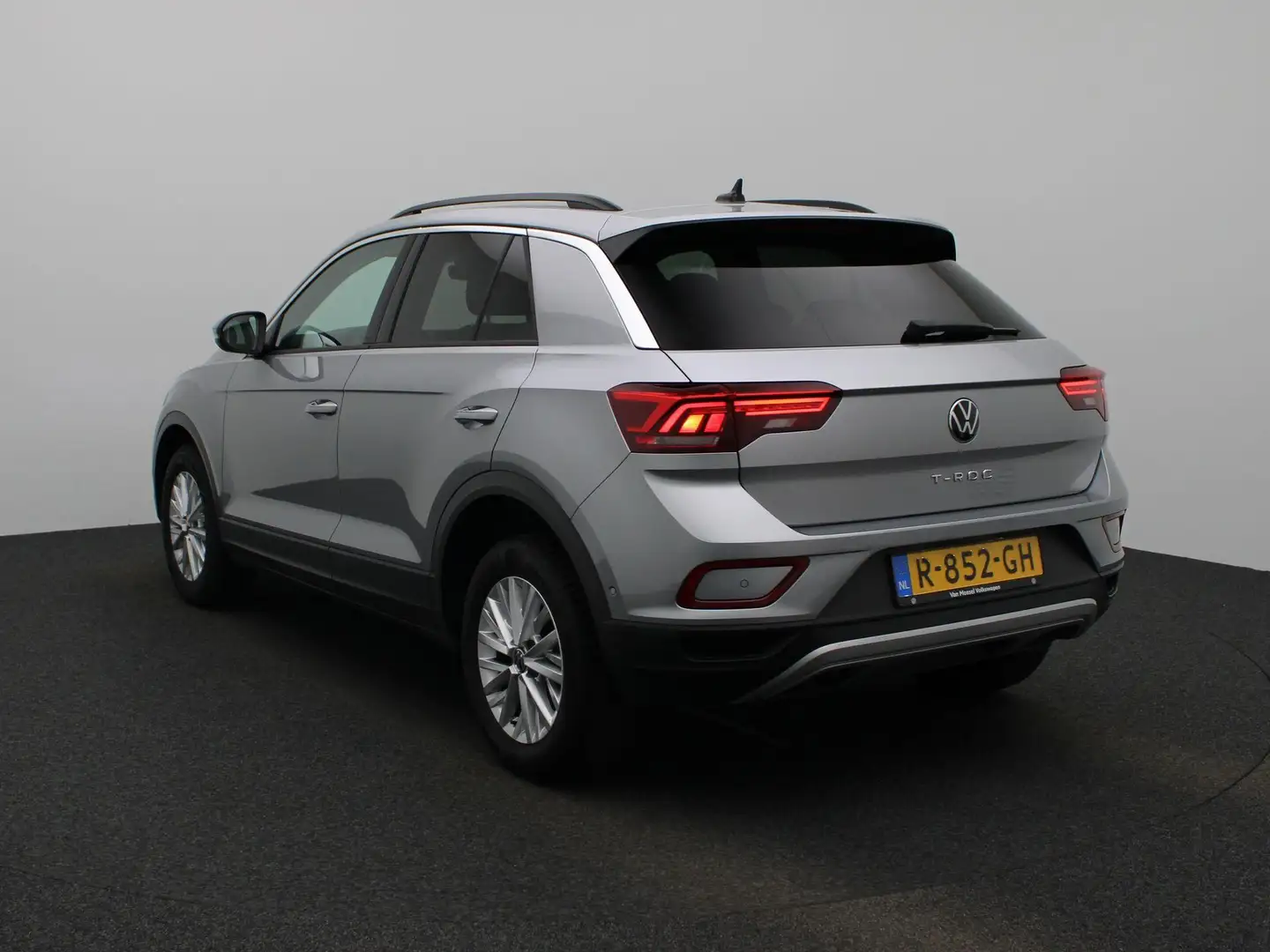 Volkswagen T-Roc 1.0 TSI Life | Apple carplay | Airco | parkeersens Gris - 2