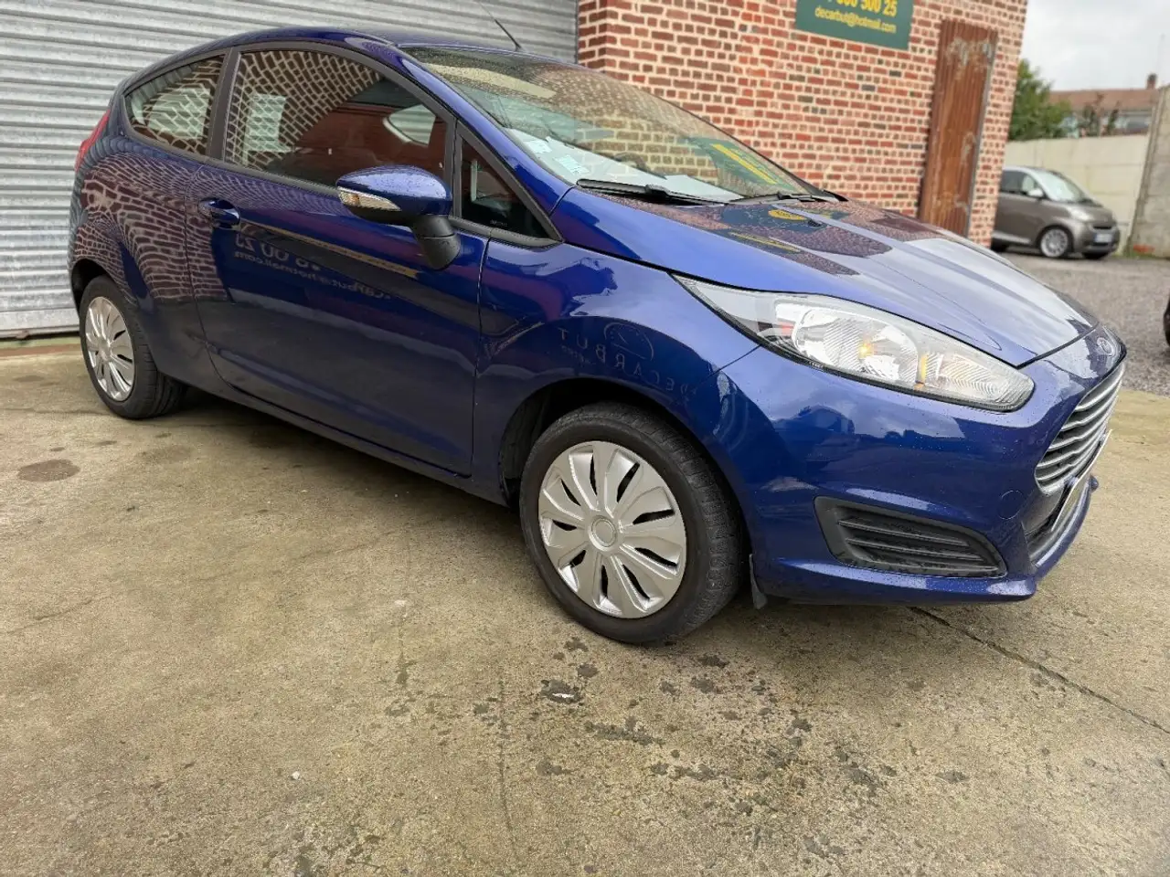 Ford Fiesta 3 portes — photo 9