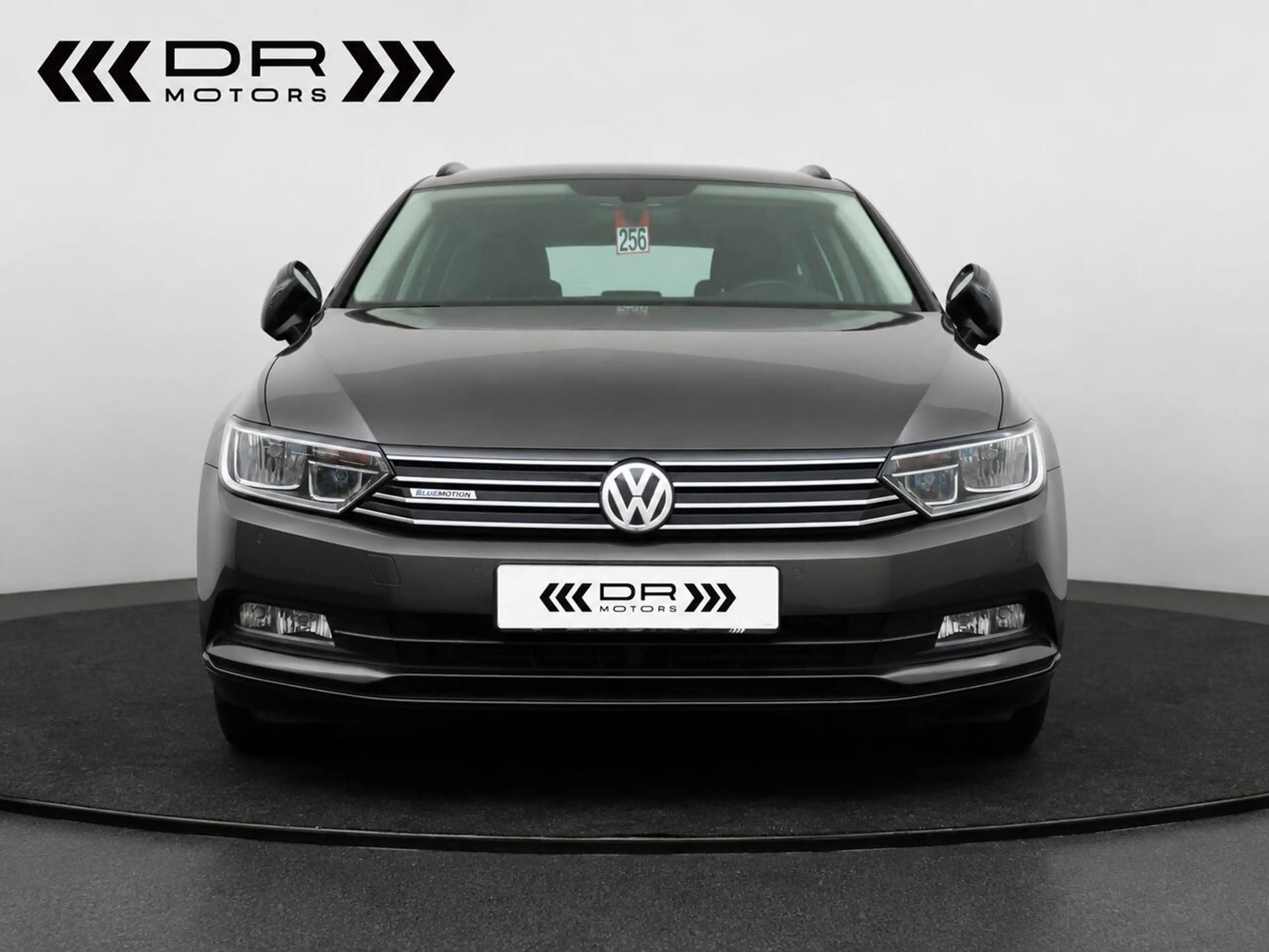 Volkswagen Passat Variant Blue Motion Active Cruise control Camera — photo 6