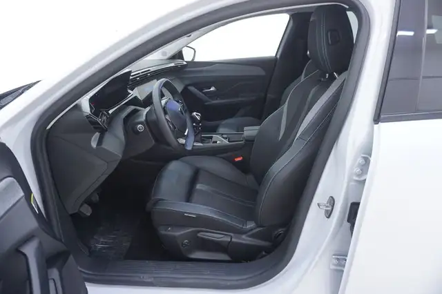 Peugeot 308 view 10