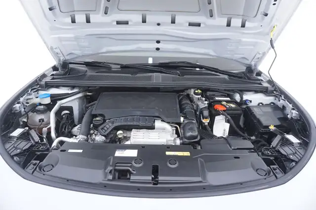 Peugeot 308 view 13