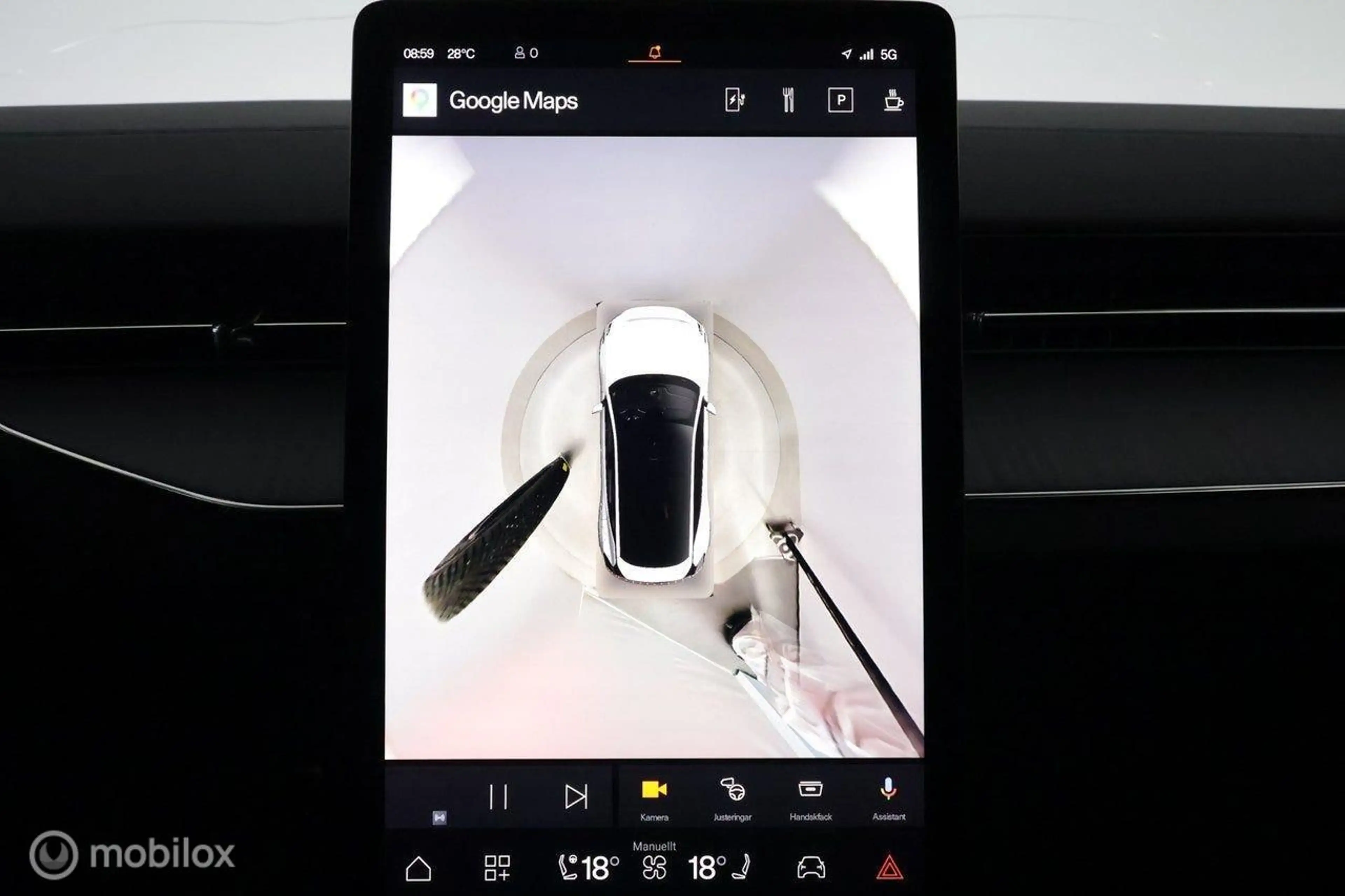 Polestar 3 Long range Dual motor Pilot Plus 111 kWh, B&W — photo 21
