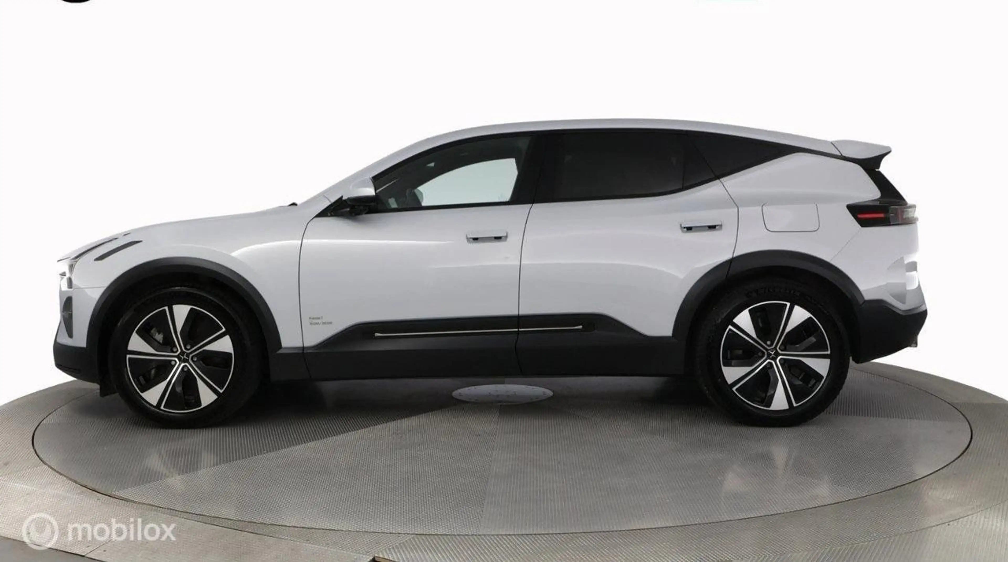 Polestar 3 Long range Dual motor Pilot Plus 111 kWh, B&W — photo 10