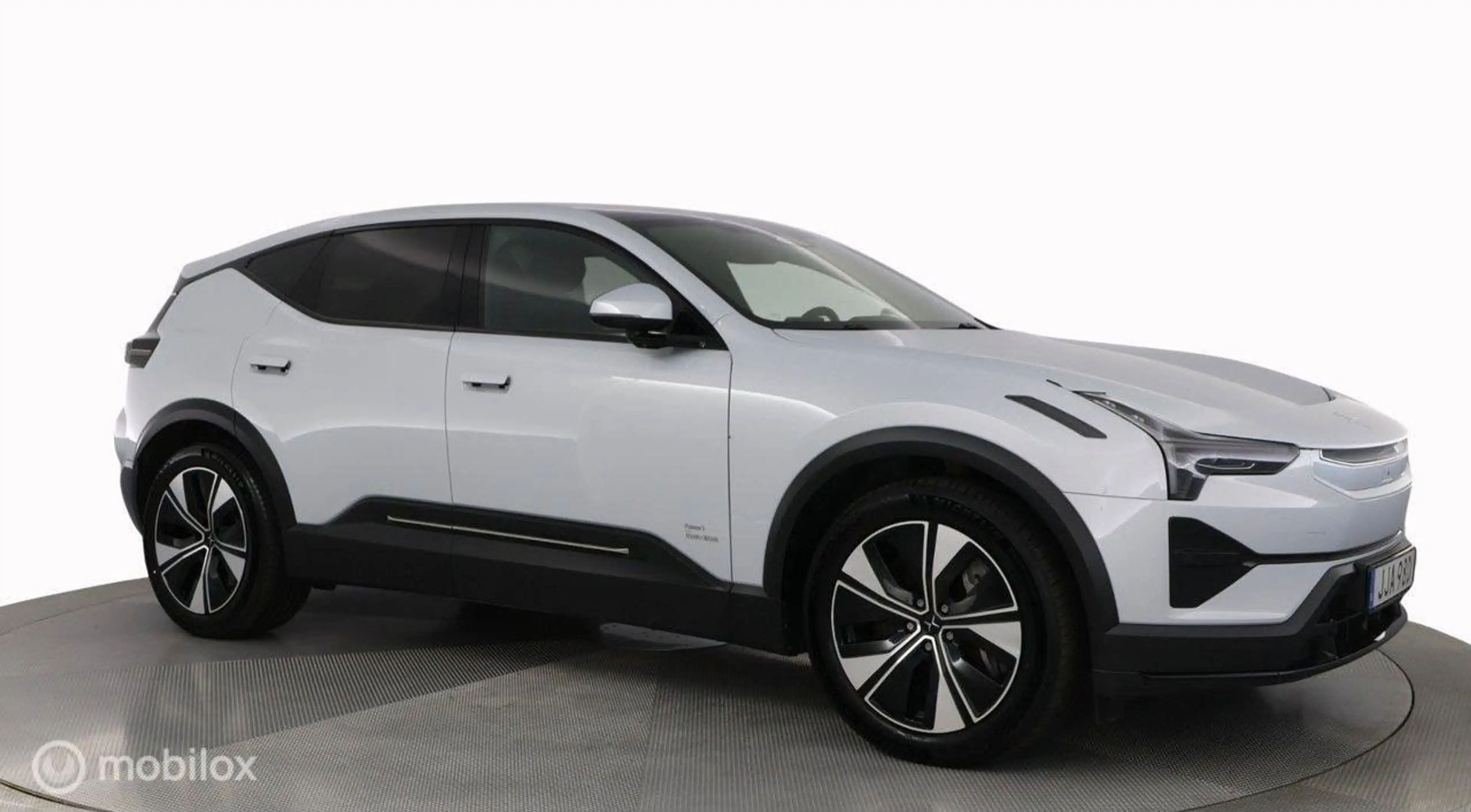 Polestar 3 Long range Dual motor Pilot Plus 111 kWh, B&W — photo 6