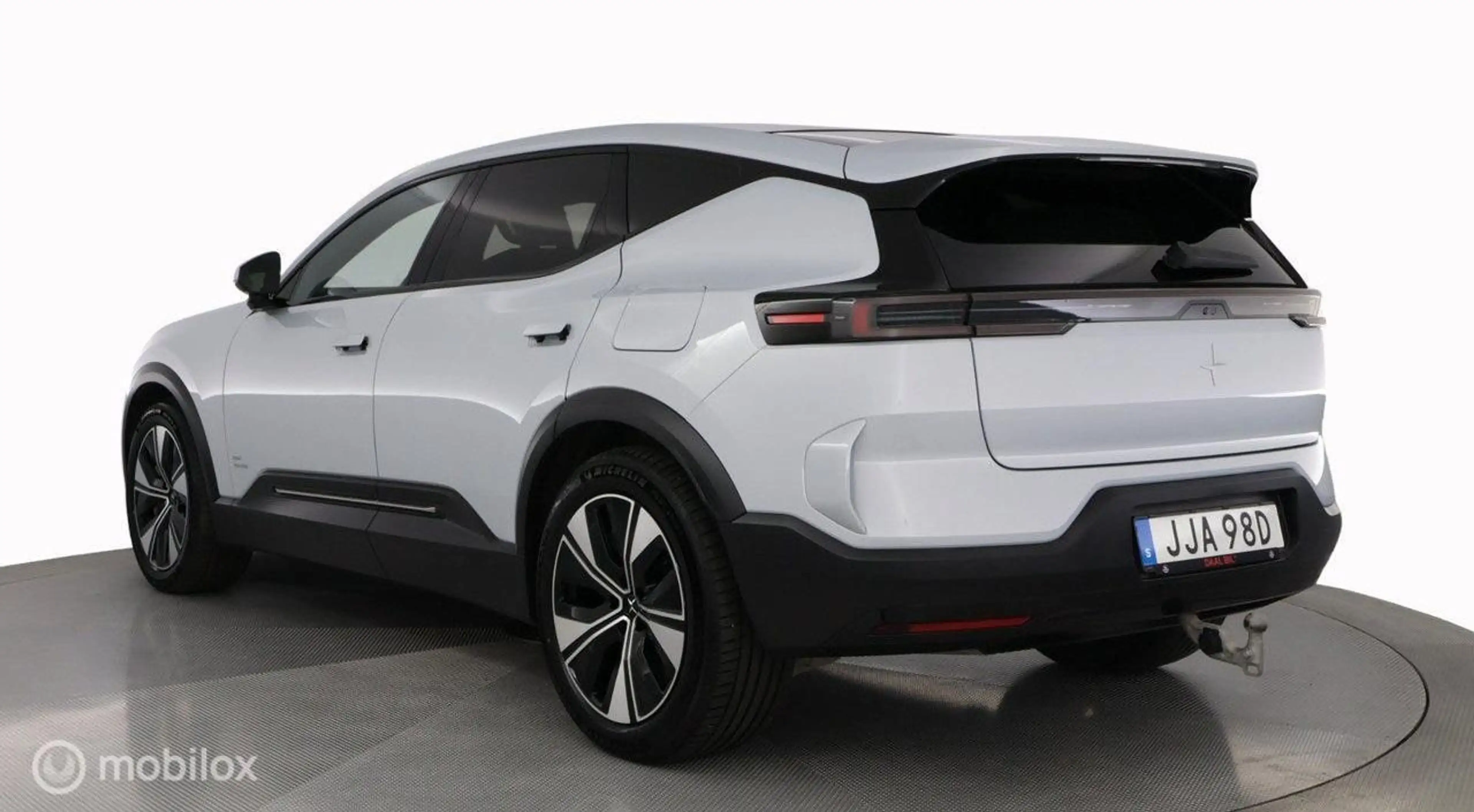 Polestar 3 Long range Dual motor Pilot Plus 111 kWh, B&W — photo 3