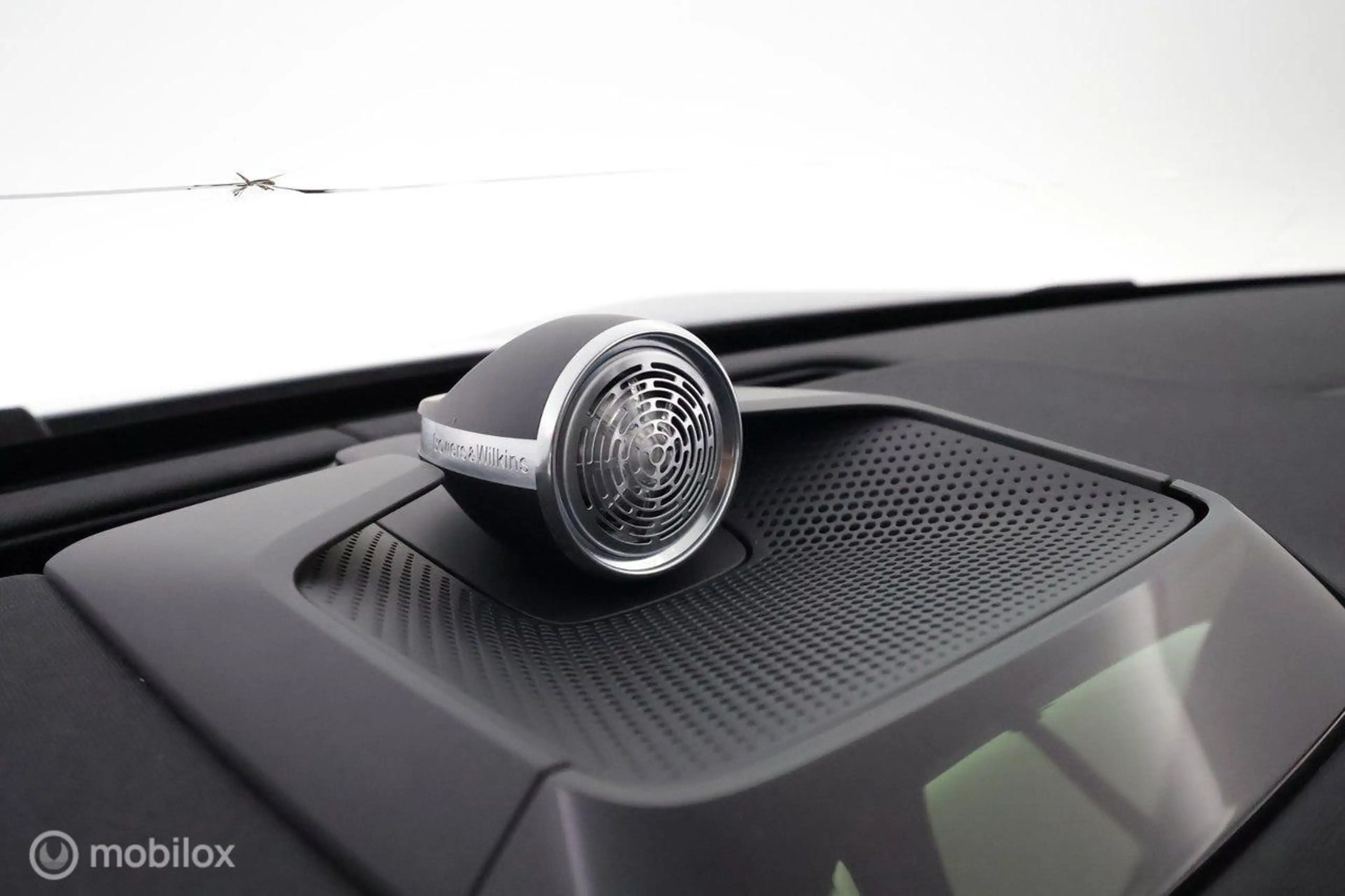 Polestar 3 Long range Dual motor Pilot Plus 111 kWh, B&W — photo 28
