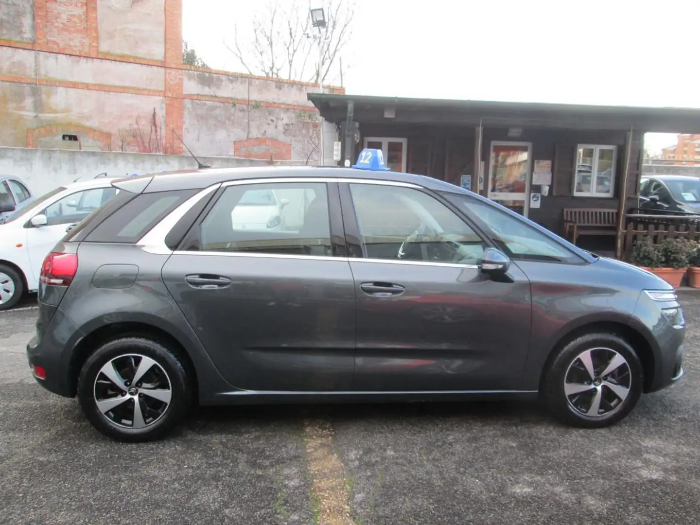 Citroen C4 Picasso 1.6 bluehdi Shine s&s 120cv eat6 Grigio - 2