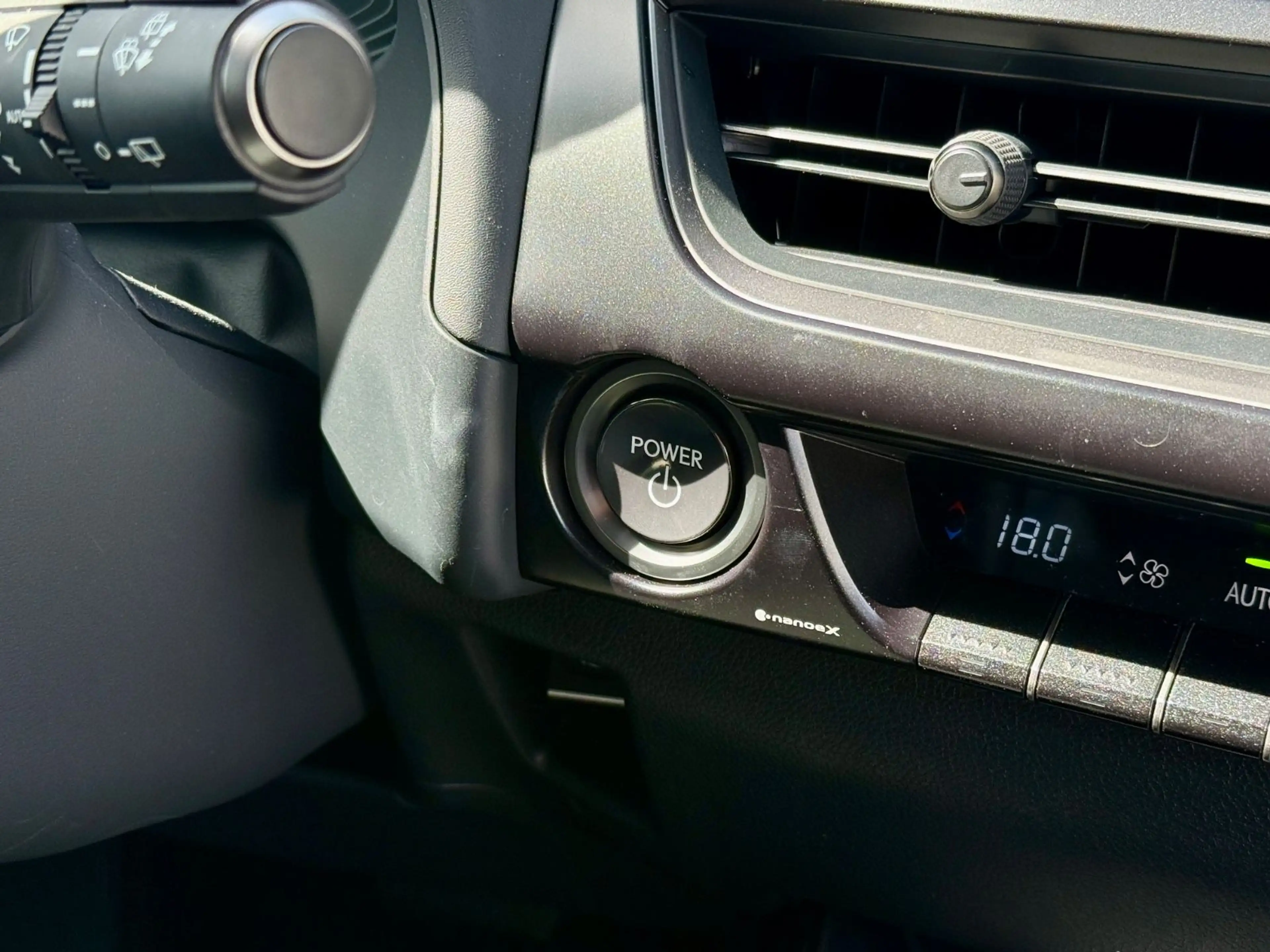 Lexus UX 250h ACC*VIRT.CP*Car.Play*RFK*SPORT*LED — photo 30