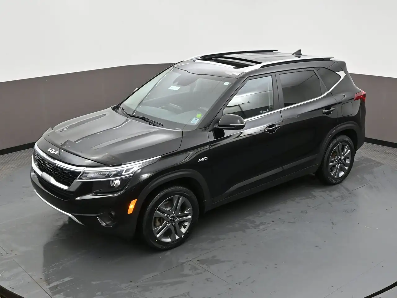 Kia Seltos photo Kia Seltos