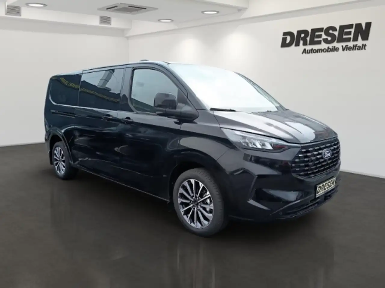 Ford Tourneo Custom 320 L2 Titanium X 5J Garantie Kamera 360/LED/Navi/ 3
