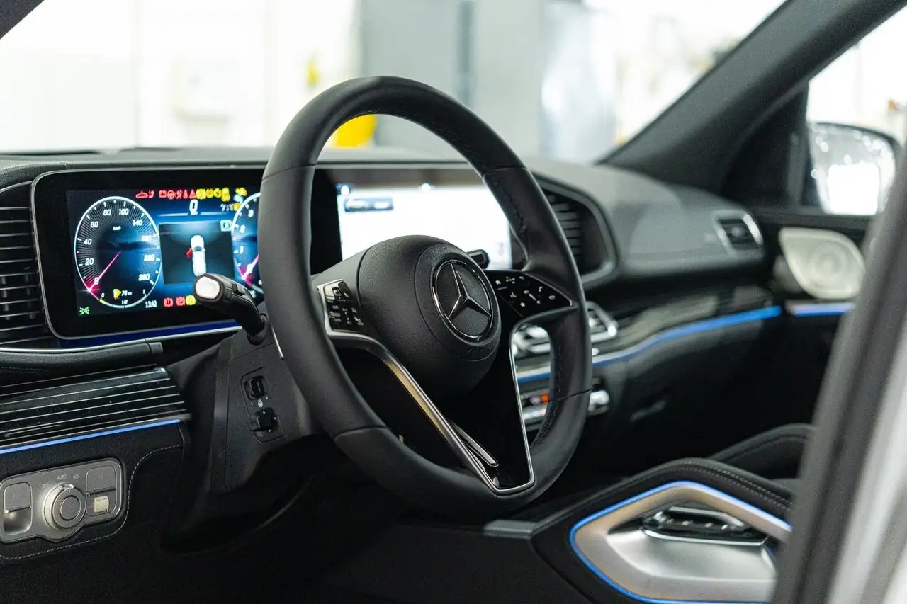 Mercedes-Benz GLE снимка Mercedes-Benz GLE