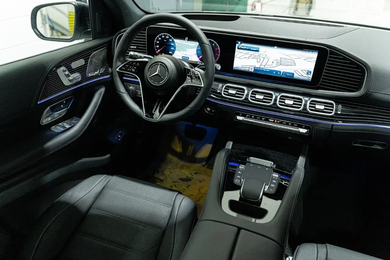 Mercedes-Benz GLE снимка Mercedes-Benz GLE