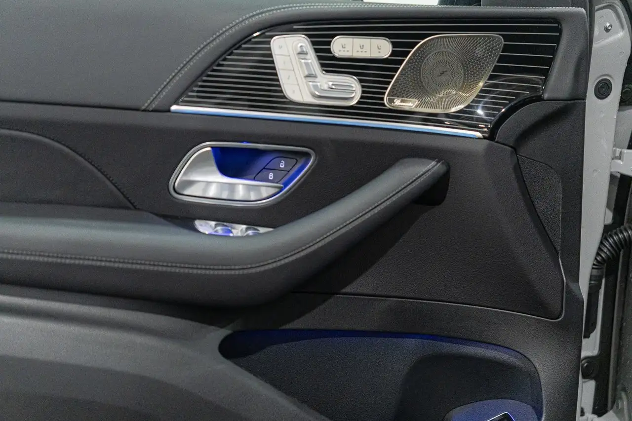 Mercedes-Benz GLE снимка Mercedes-Benz GLE