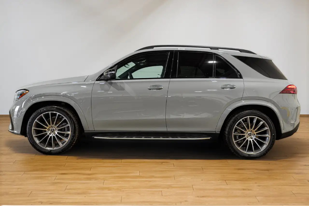 Mercedes-Benz GLE снимка Mercedes-Benz GLE